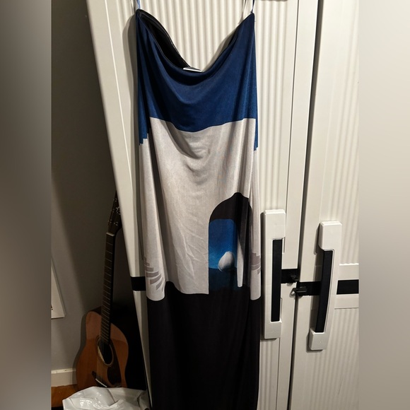 Zara White and Blue bodycon tube maxi dress - Picture 2 of 4